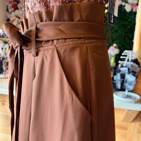 Formal Wide Leg Jumpsuit with POCKETS - Picture 4 of 11